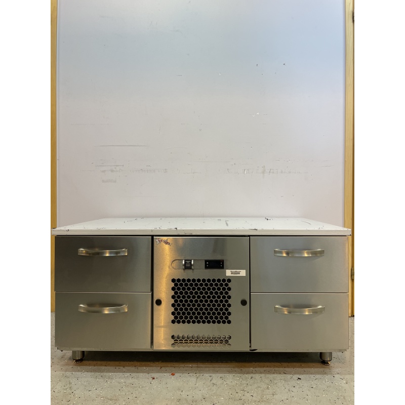 98-000107.1.jpg