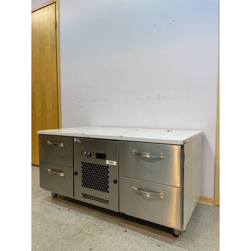 98-000107.6.jpg