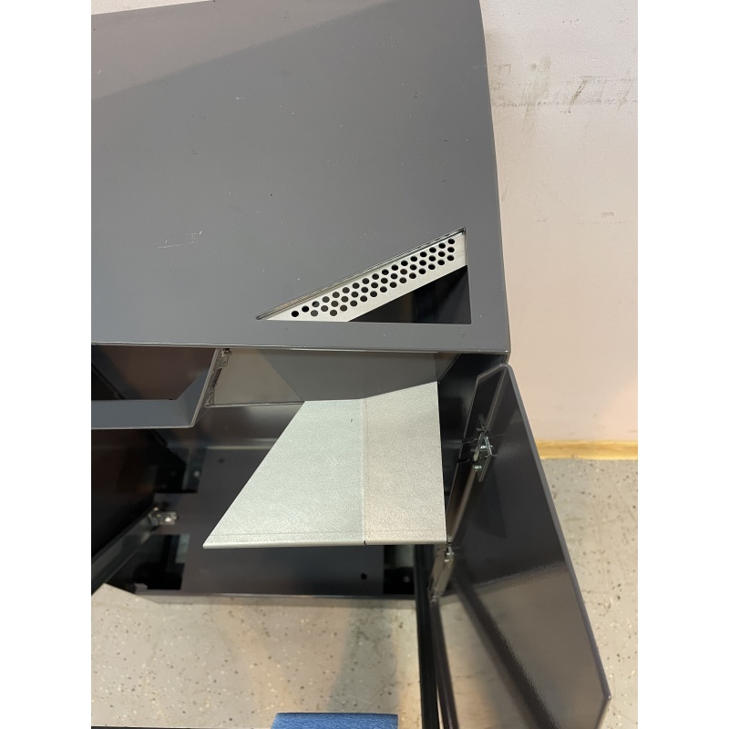 98-000172.5.jpg