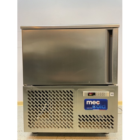 Blast chiller with 3 trays DALMEC