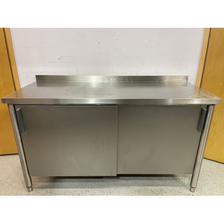 RST Töölaud liugustega 150x60x85cm