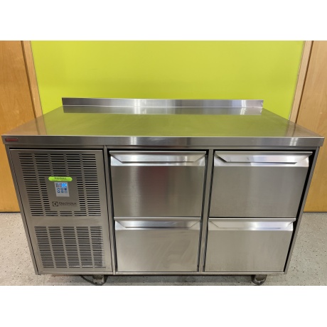Холодильный стол из нержавеющей стали с 4 выдвижными ящиками, Electrolux, 131x70x90 см